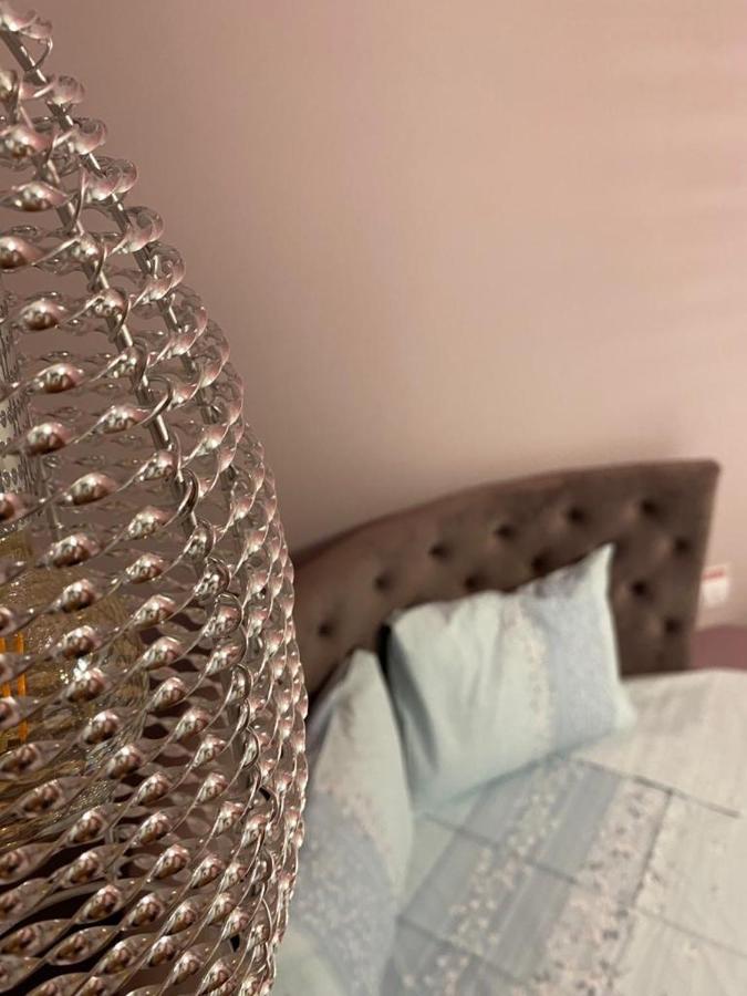 סינאיה Sweet Pink By Miro Apartment מראה חיצוני תמונה