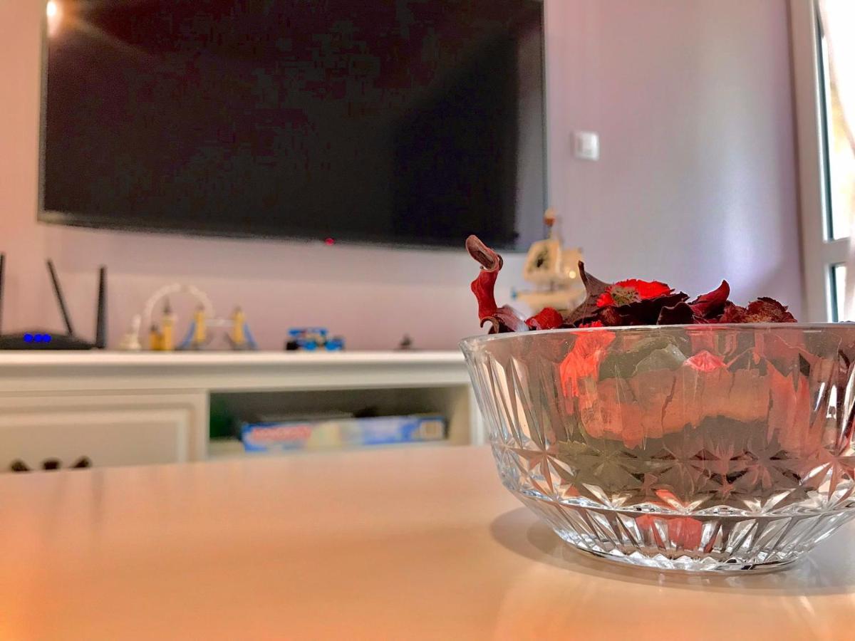 סינאיה Sweet Pink By Miro Apartment מראה חיצוני תמונה